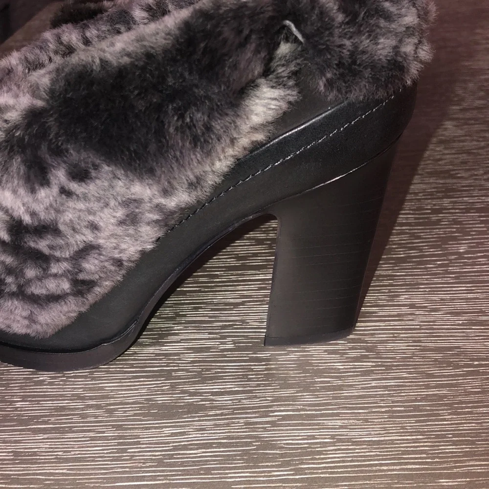 rag & bone Black Leather Mules with Gray Fur Cuff